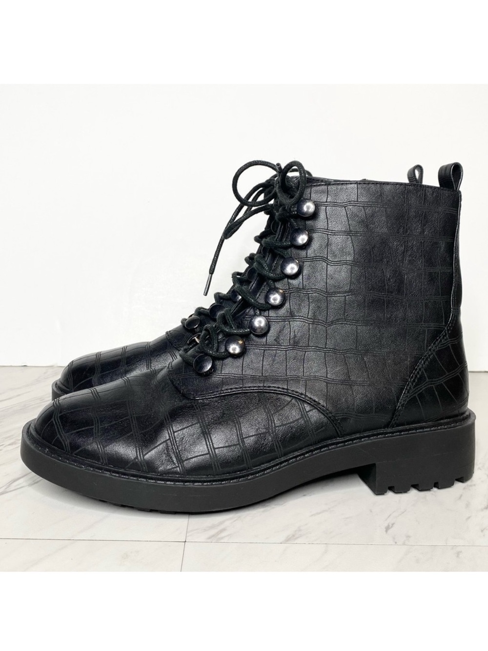 New! Paolo Trinity Black Crocodile Lace Up Bootie 8 1/2 M